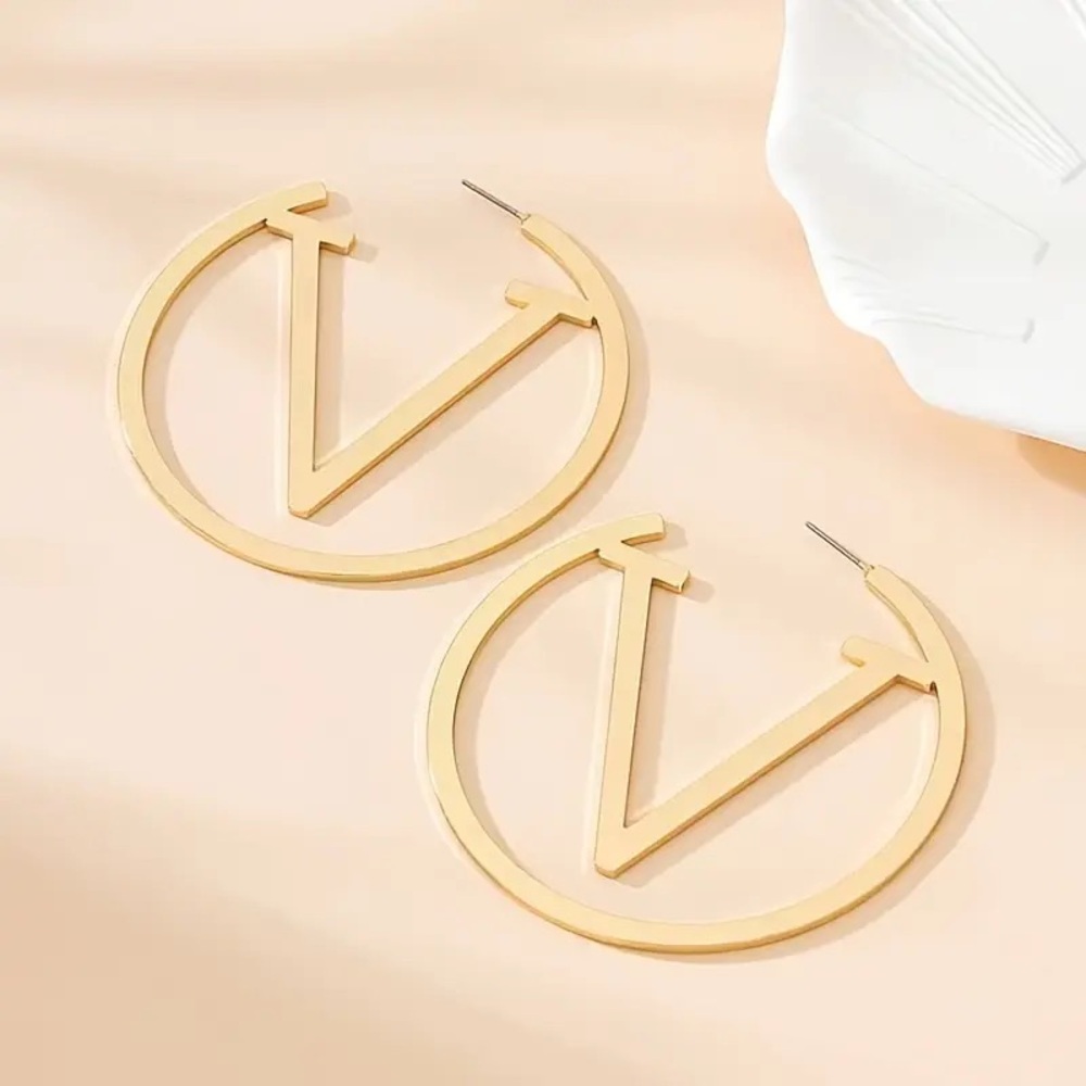 Fashion Designer 18K Gold Plated V Hoop Earrings - Picture 9 of 11